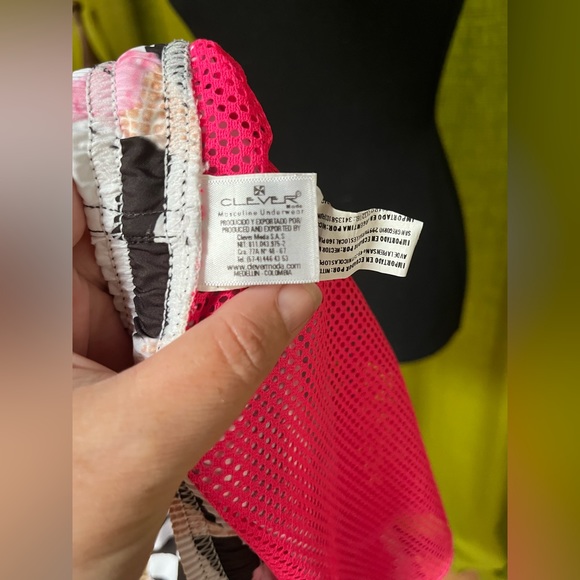 Clever Skulls Atleta Men’s Swim Trunk - Picture 7 of 9